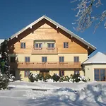 Kreuzinger, 5310 招待所
