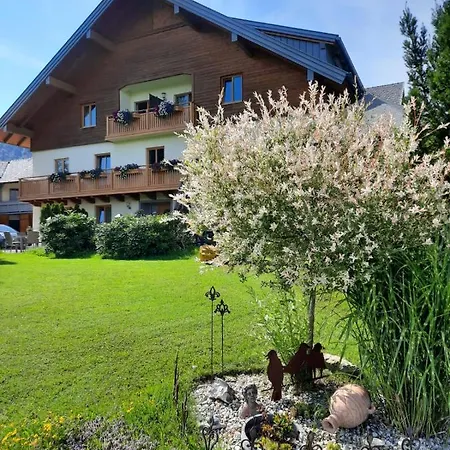 בית הארחה Kreuzinger, 5310