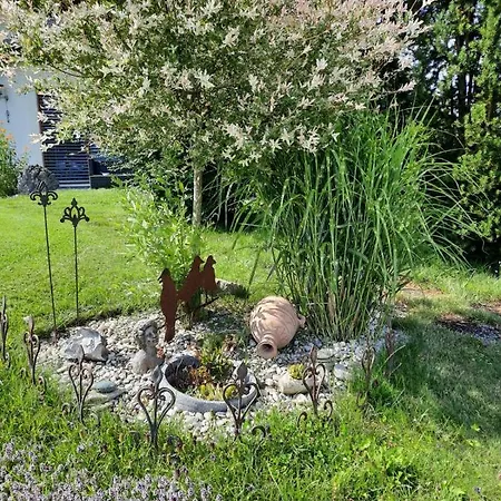 Kreuzinger Guest house *