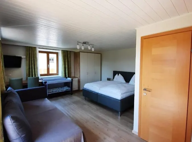 Kreuzinger, 5310 招待所 迪弗格拉根