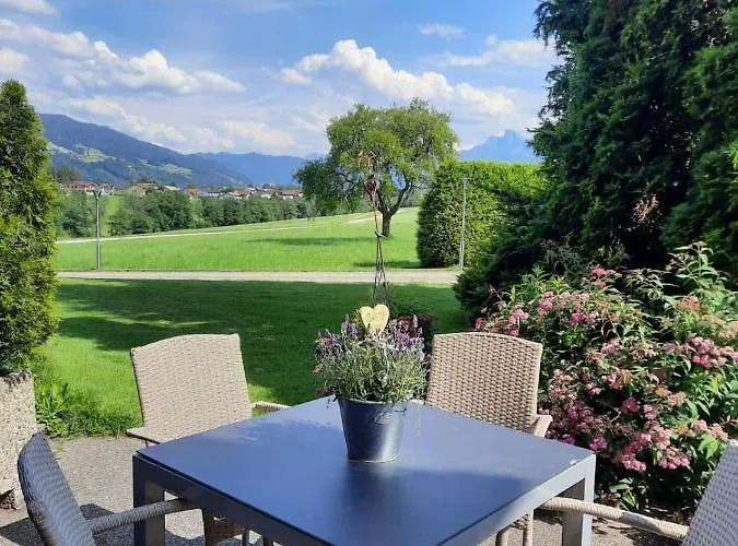 Kreuzinger, 5310 Casa de hóspedes