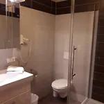 Kreuzinger, 5310 بيت ضيافة تيفغرابن