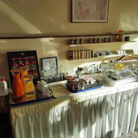 Kreuzinger Guest house *
