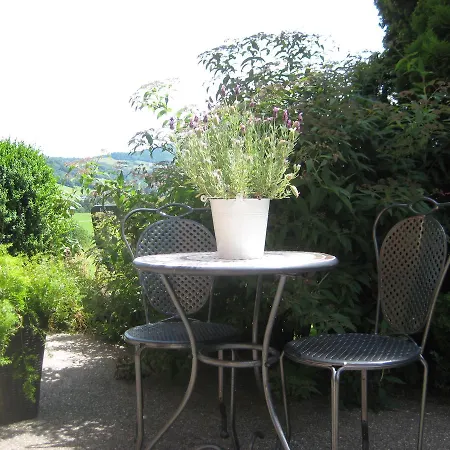 Kreuzinger Guest house *