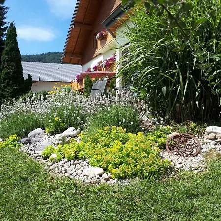 Kreuzinger Guest house