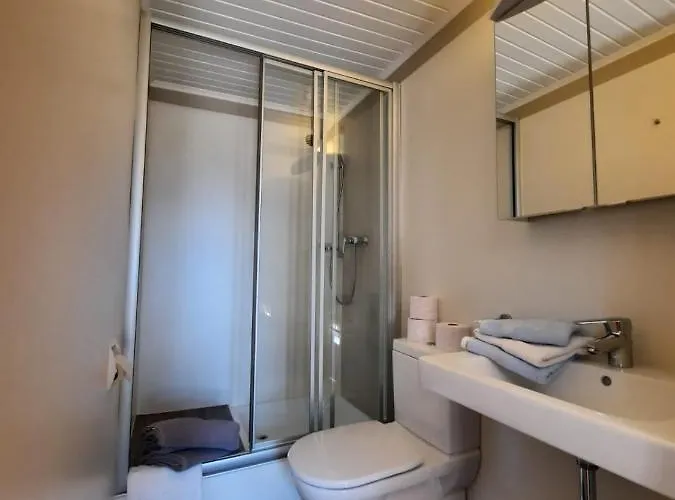 Kreuzinger, 5310 بيت ضيافة 3*