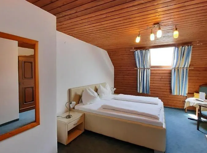 Kreuzinger, 5310 بيت ضيافة تيفغرابن