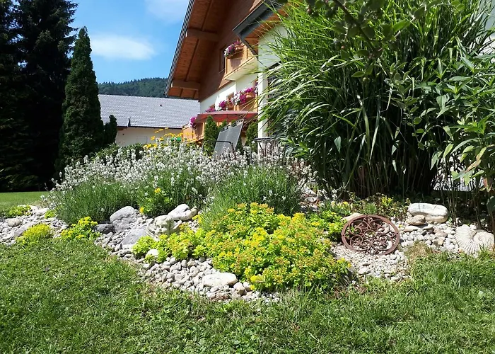 Kreuzinger, 5310 بيت ضيافة