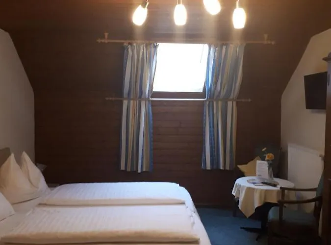 بيت ضيافة Kreuzinger, 5310 3*